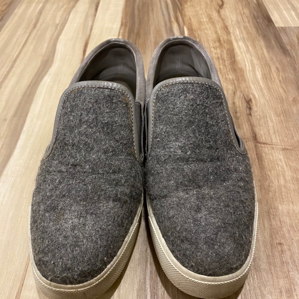 Vince gray felt and suede shoes